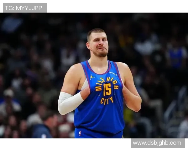 约基奇狂砍32分14篮板14助攻助队连胜四场三双纪录再创新高